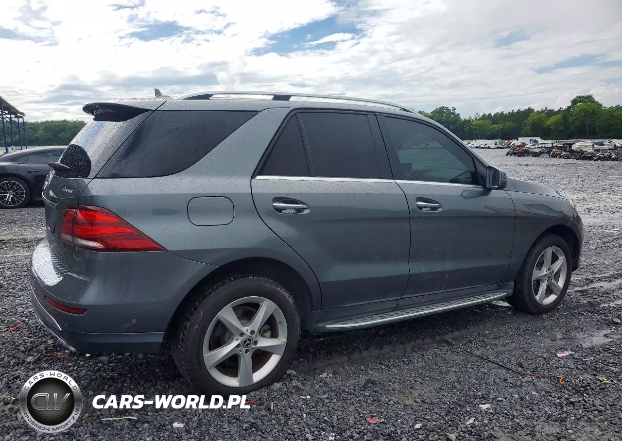 2018 Mercedes-Benz Gle 350 4Matic VIN:4JGDA5HB4JB183339 - 3