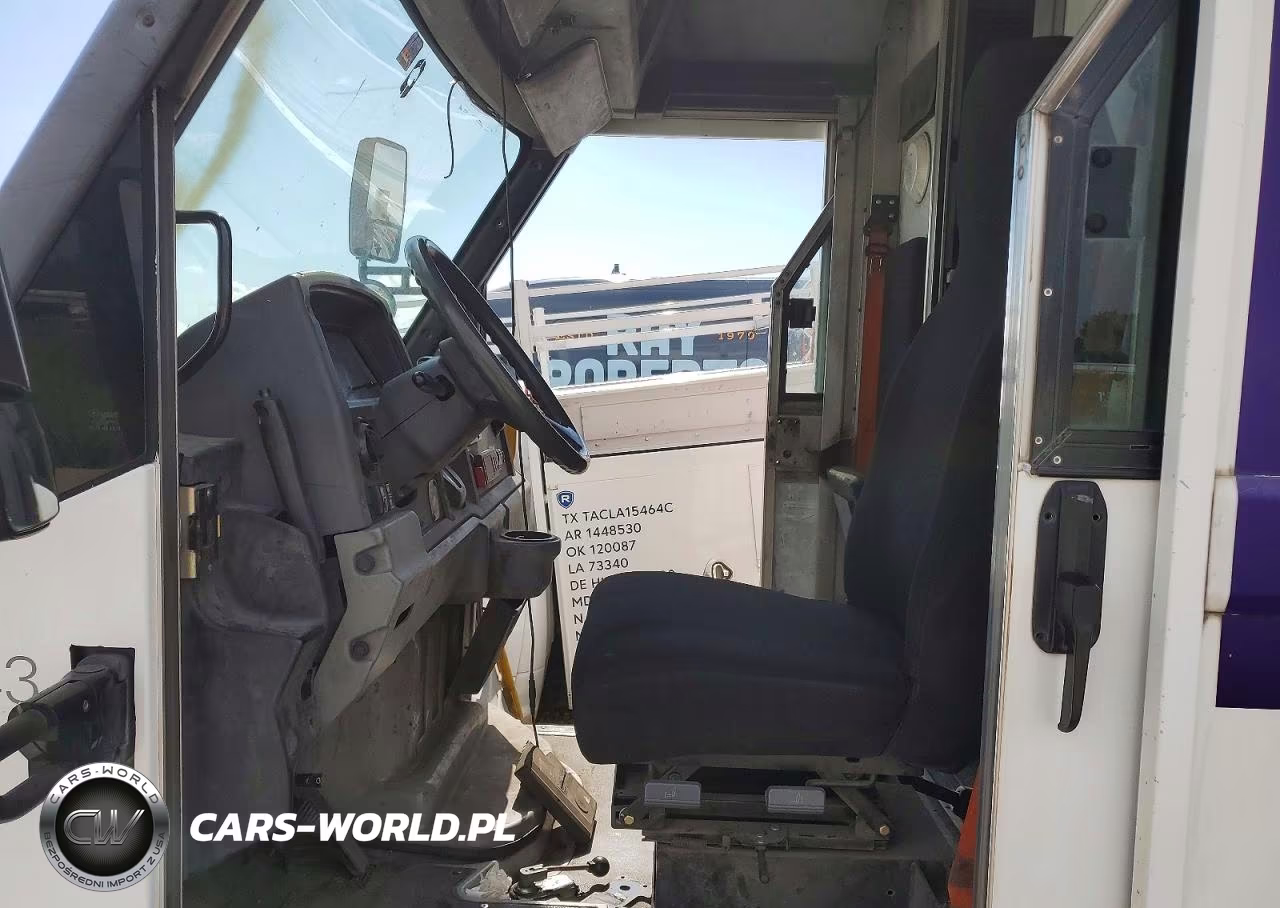 2013 Isuzu Npr Delivery Van VIN:JALB4T177D7W00584 - 7