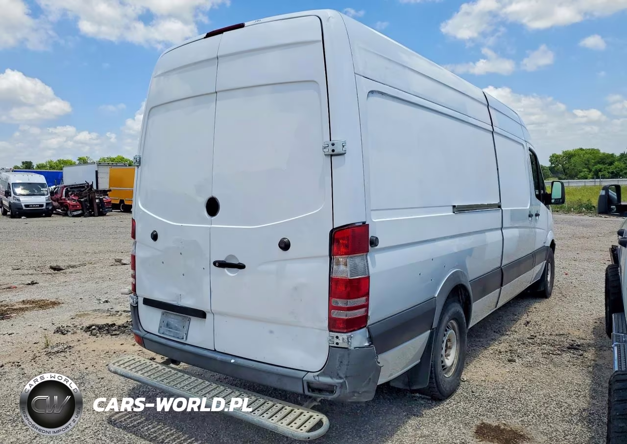 2014 Mercedes-Benz Sprinter 2500 VIN:WD3PE8DE9E5900713 - 3
