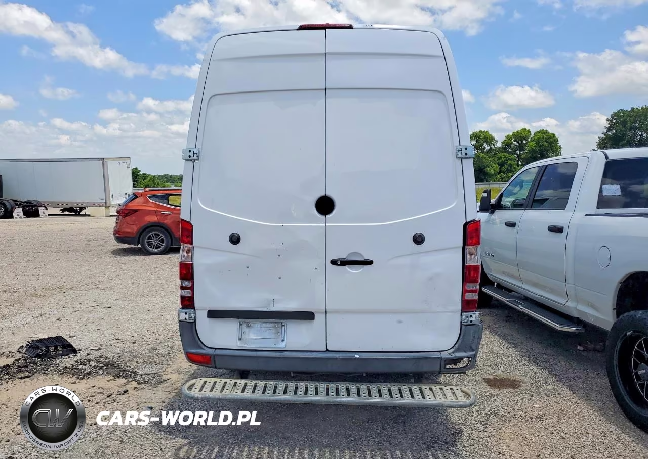 2014 Mercedes-Benz Sprinter 2500 VIN:WD3PE8DE9E5900713 - 7