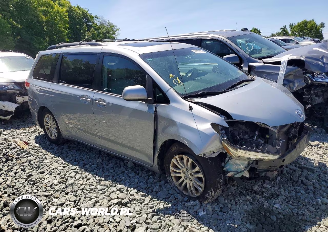 2014 Toyota Sienna Xle 8-Passenger VIN:5TDYK3DC4ES433277 - 4