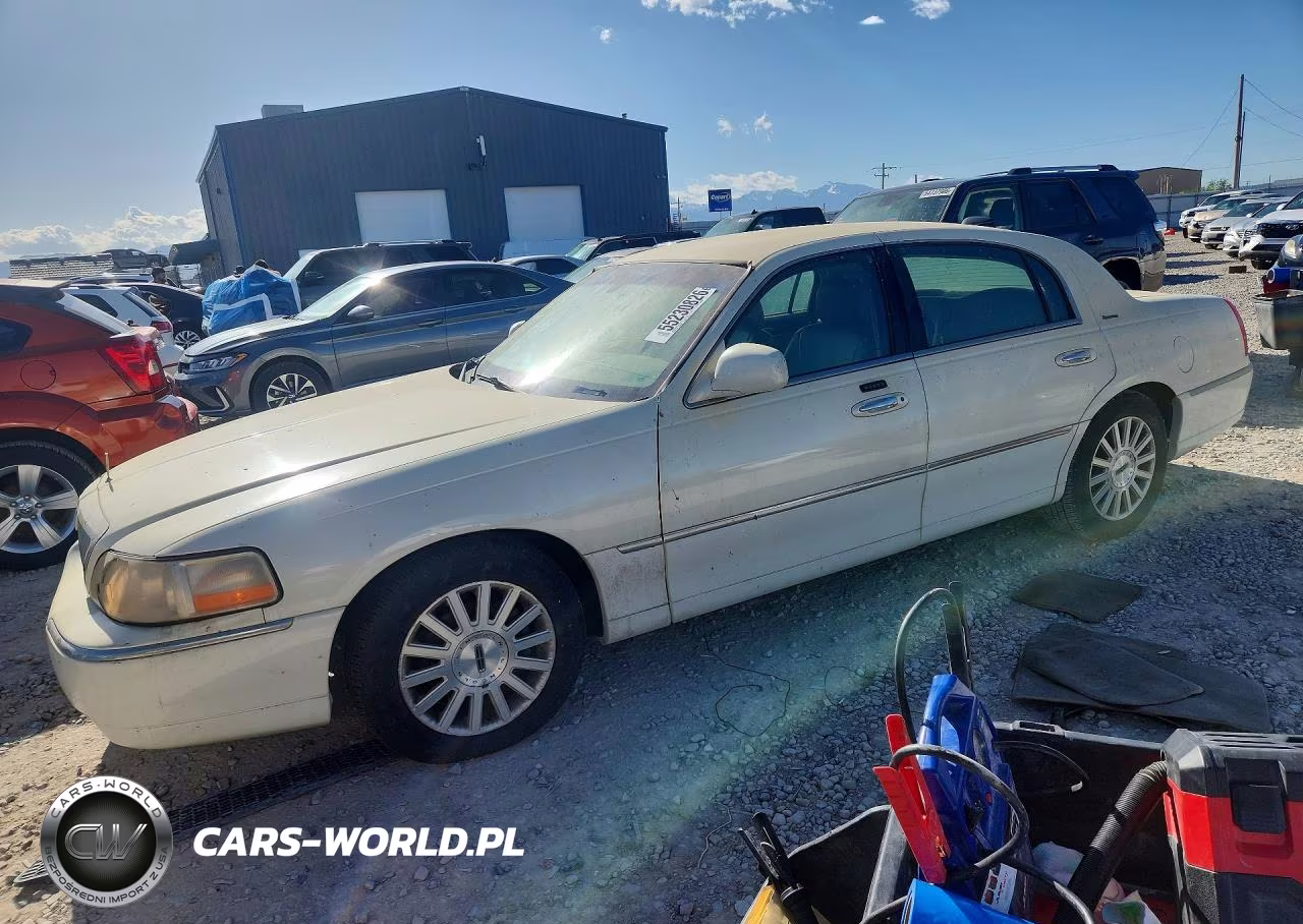 2003 Linc Town Car