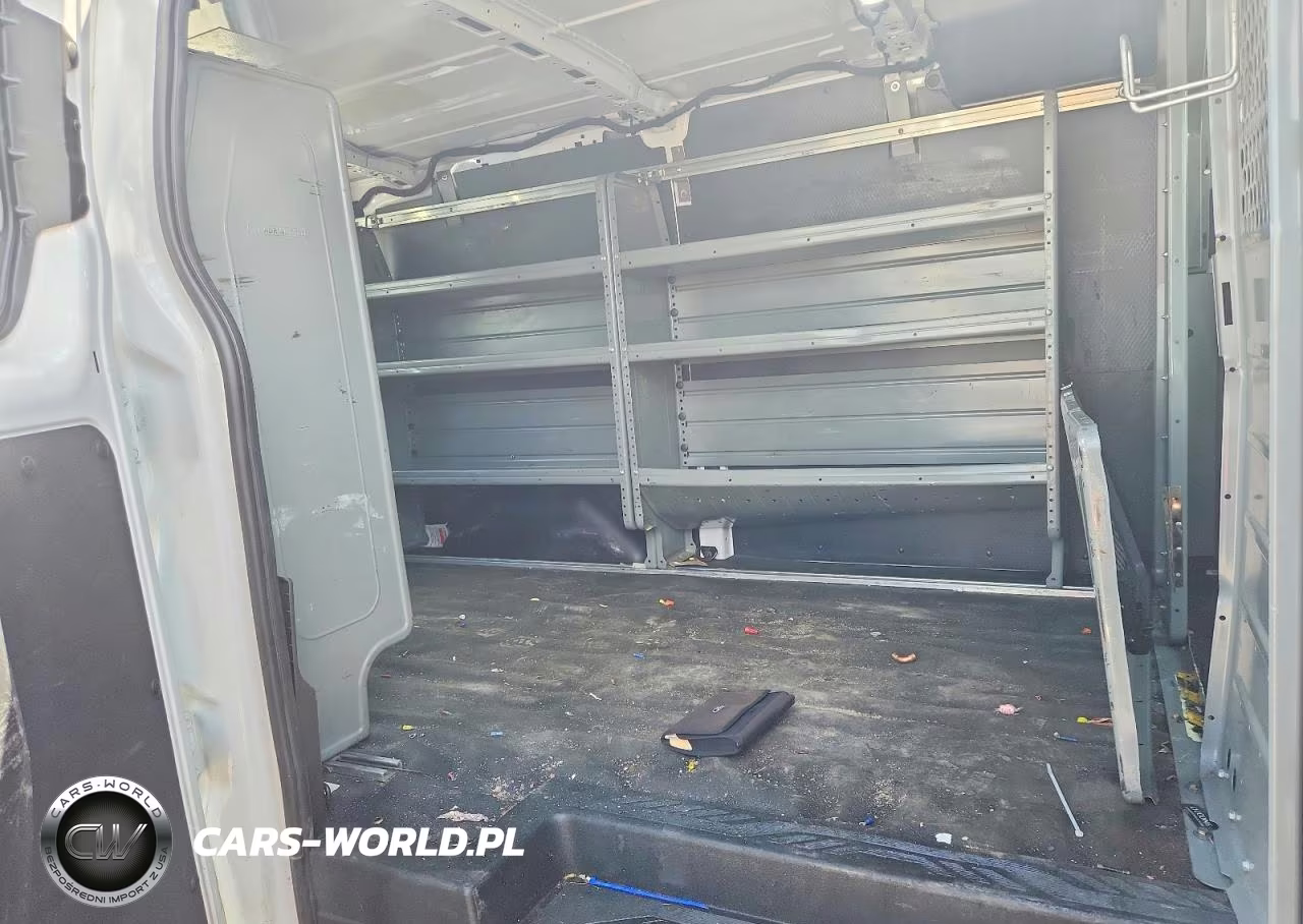 2019 Ford Econo 250 VIN:1FTYR1ZM0KKA51445 - 11