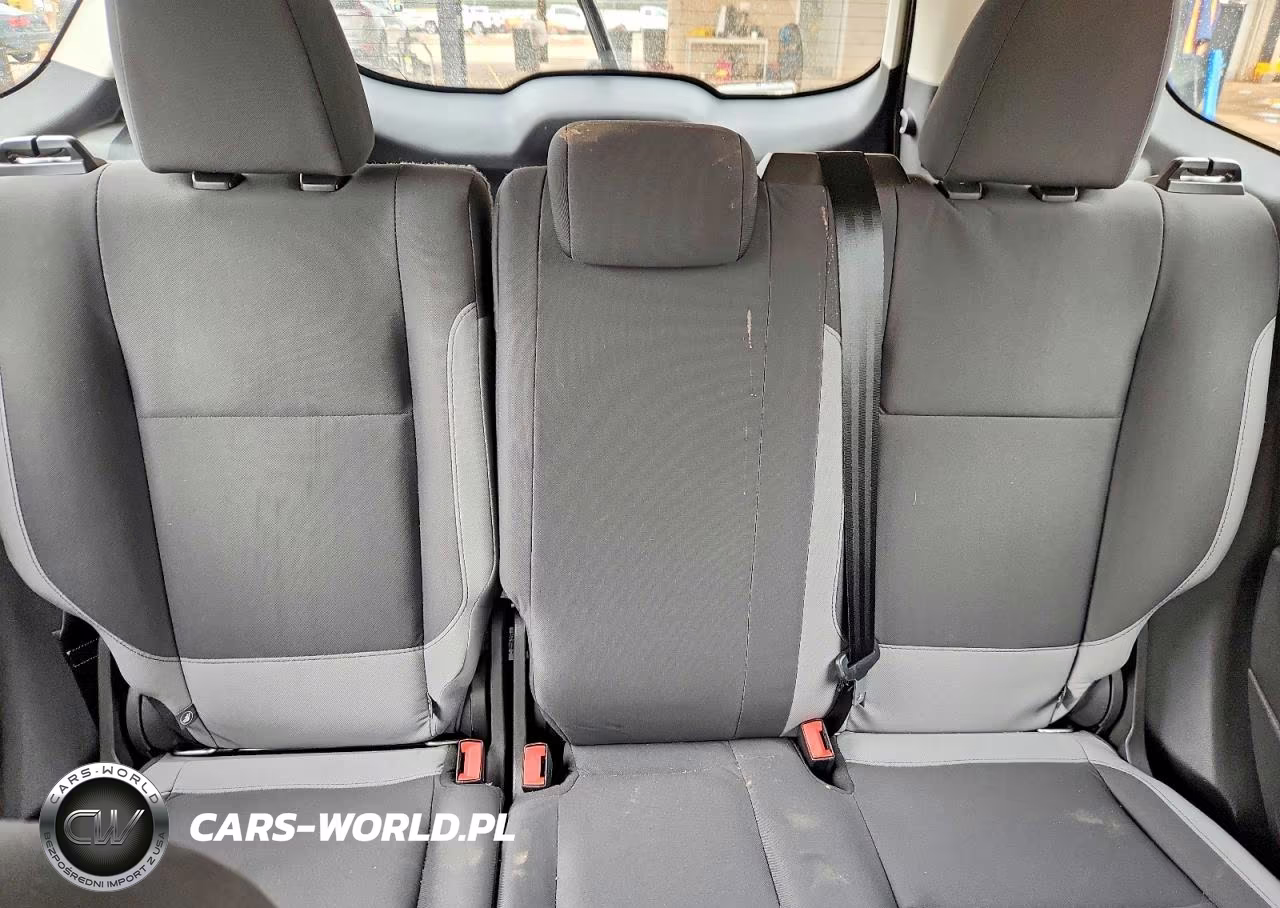 2015 Ford Escape S VIN:1FMCU0F71FUC02283 - 10