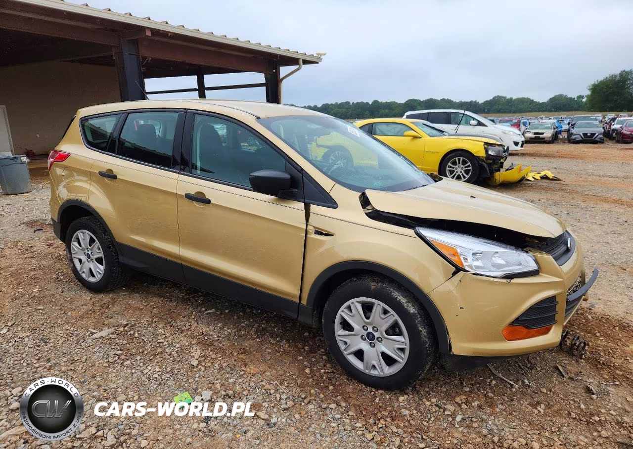 2015 Ford Escape S VIN:1FMCU0F71FUC02283 - 4
