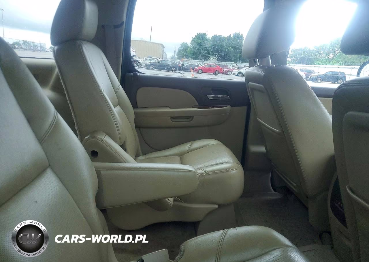 2011 Chevrolet Suburban K1500 Ltz VIN:1GNSKKE39BR130530 - 11