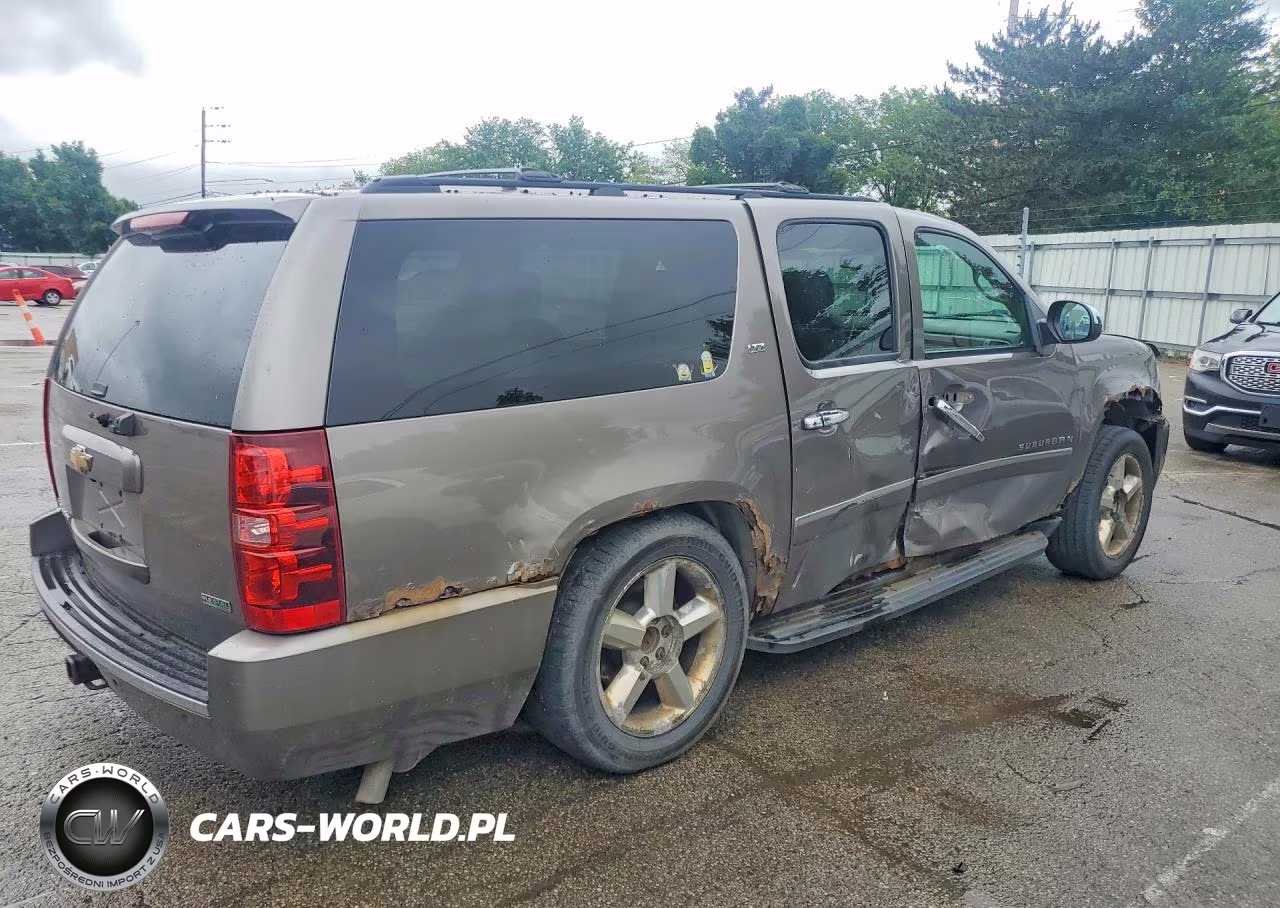 2011 Chevrolet Suburban K1500 Ltz VIN:1GNSKKE39BR130530 - 3