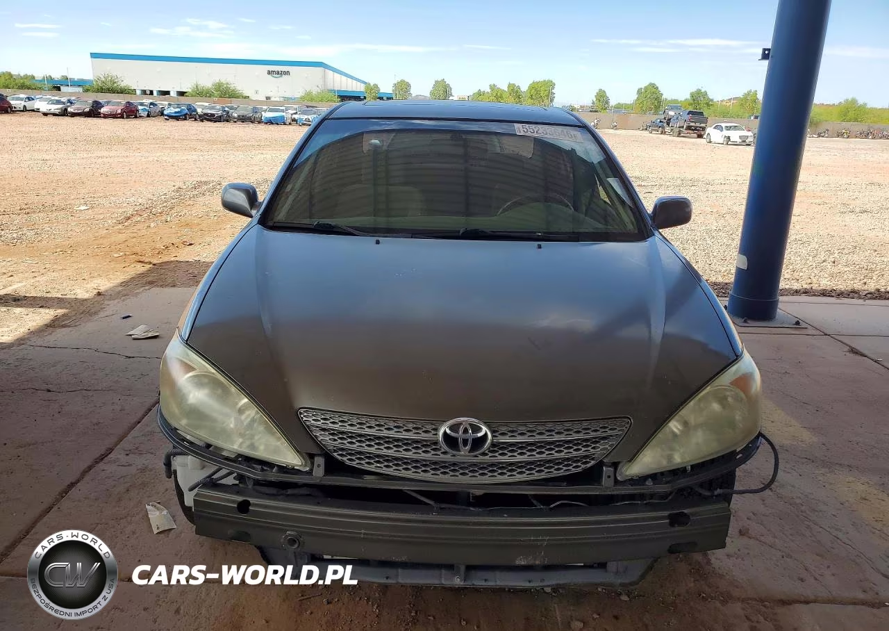 2002 Toyota Camry Xle VIN:JTDBE30K720075083 - 5