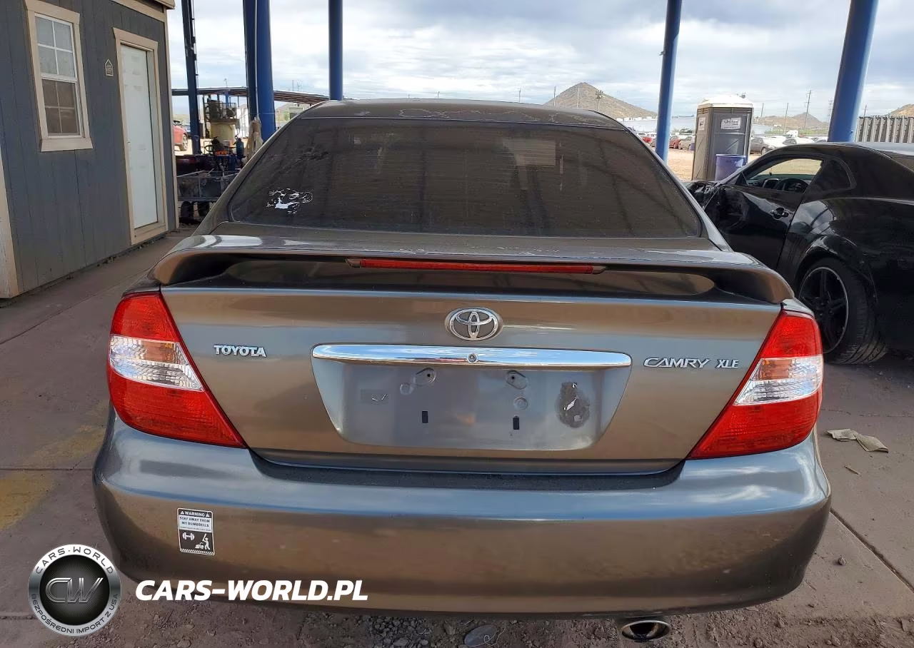 2002 Toyota Camry Xle VIN:JTDBE30K720075083 - 6