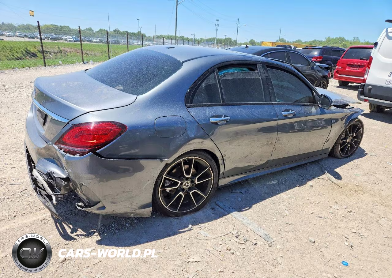 2019 Mercedes-Benz C 300 4Matic VIN:55SWF8EB4KU306817 - 3