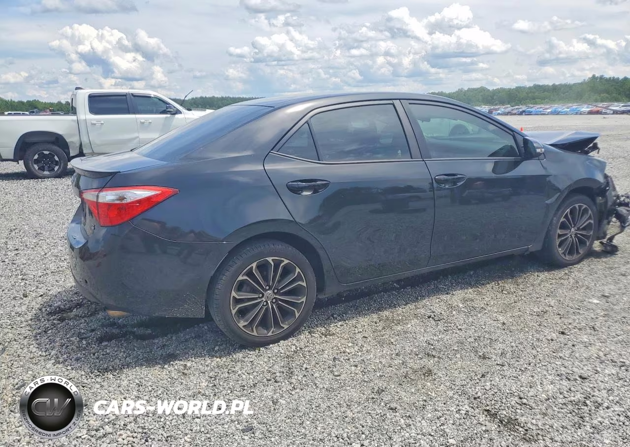 2015 Toyota Corolla S Plus VIN:5YFBURHEXFP281871 - 3