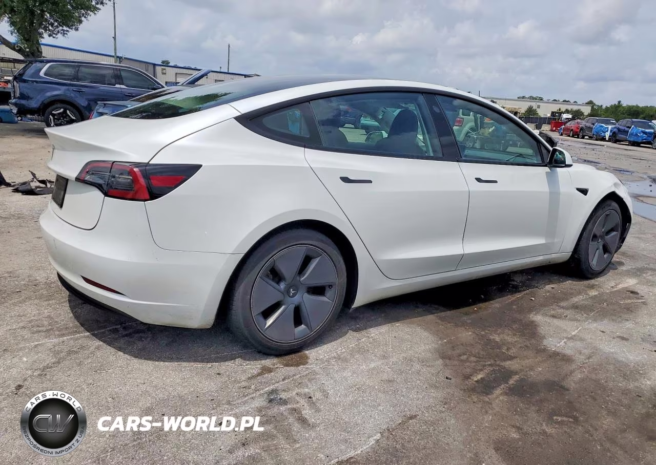 2023 Tesla Model 3 VIN:5YJ3E1EA6PF656060 - 3