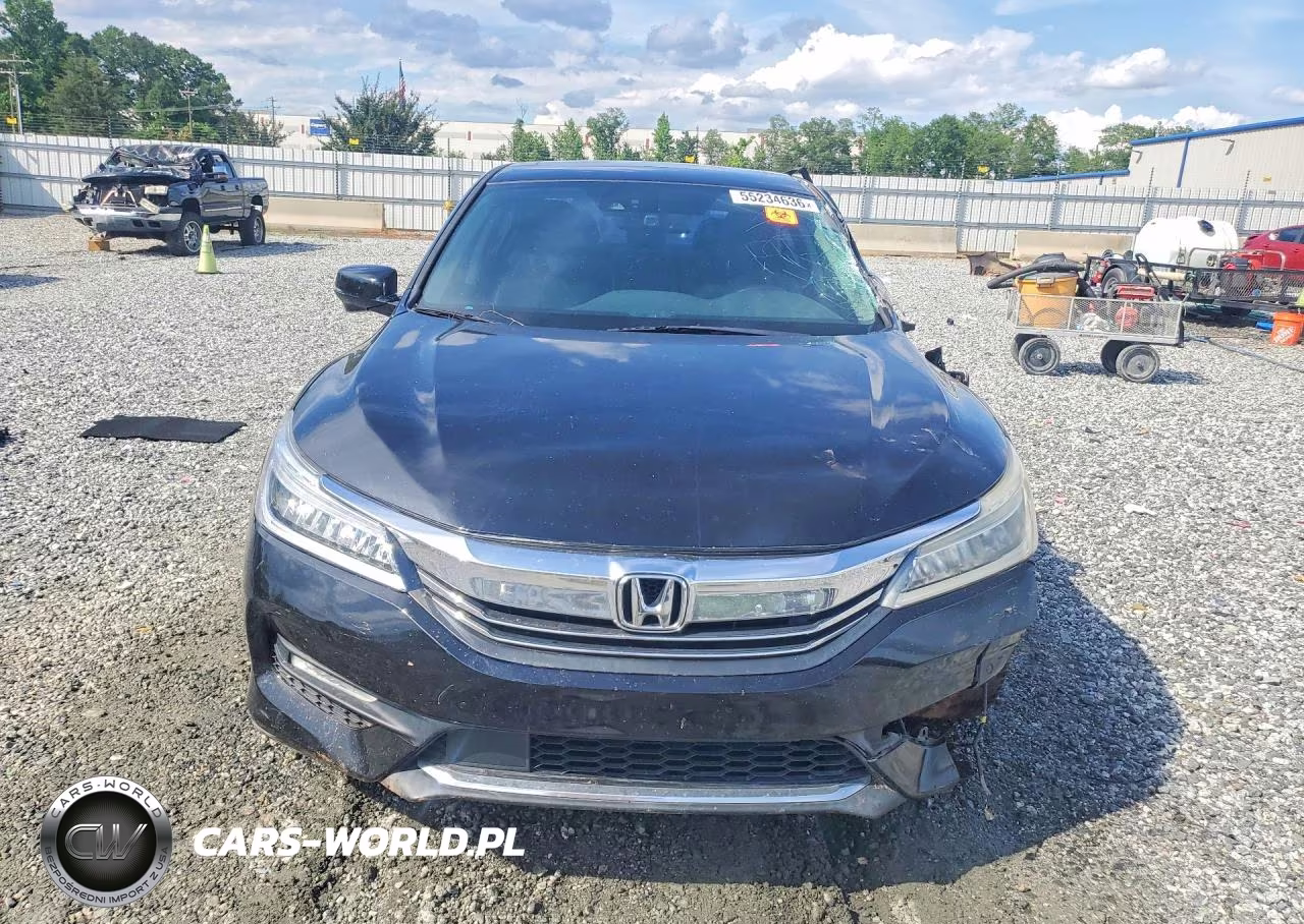 2016 Honda Accord Touring VIN:1HGCR3F98GA032226 - 5