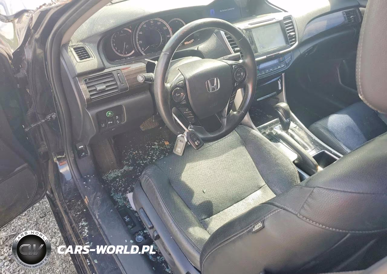 2016 Honda Accord Touring VIN:1HGCR3F98GA032226 - 8