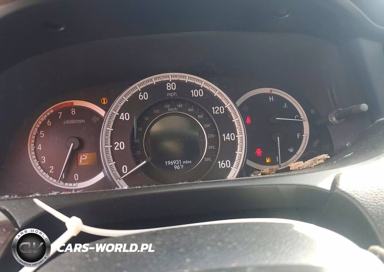 2016 Honda Accord Touring VIN:1HGCR3F98GA032226 - 9