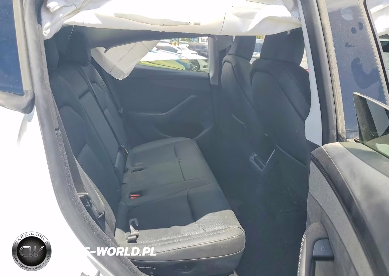 2026 Tesla Model Y VIN:7SAYGDEE6TF361283 - 11