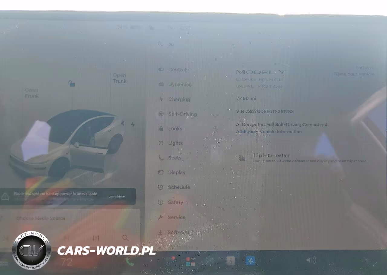 2026 Tesla Model Y VIN:7SAYGDEE6TF361283 - 9