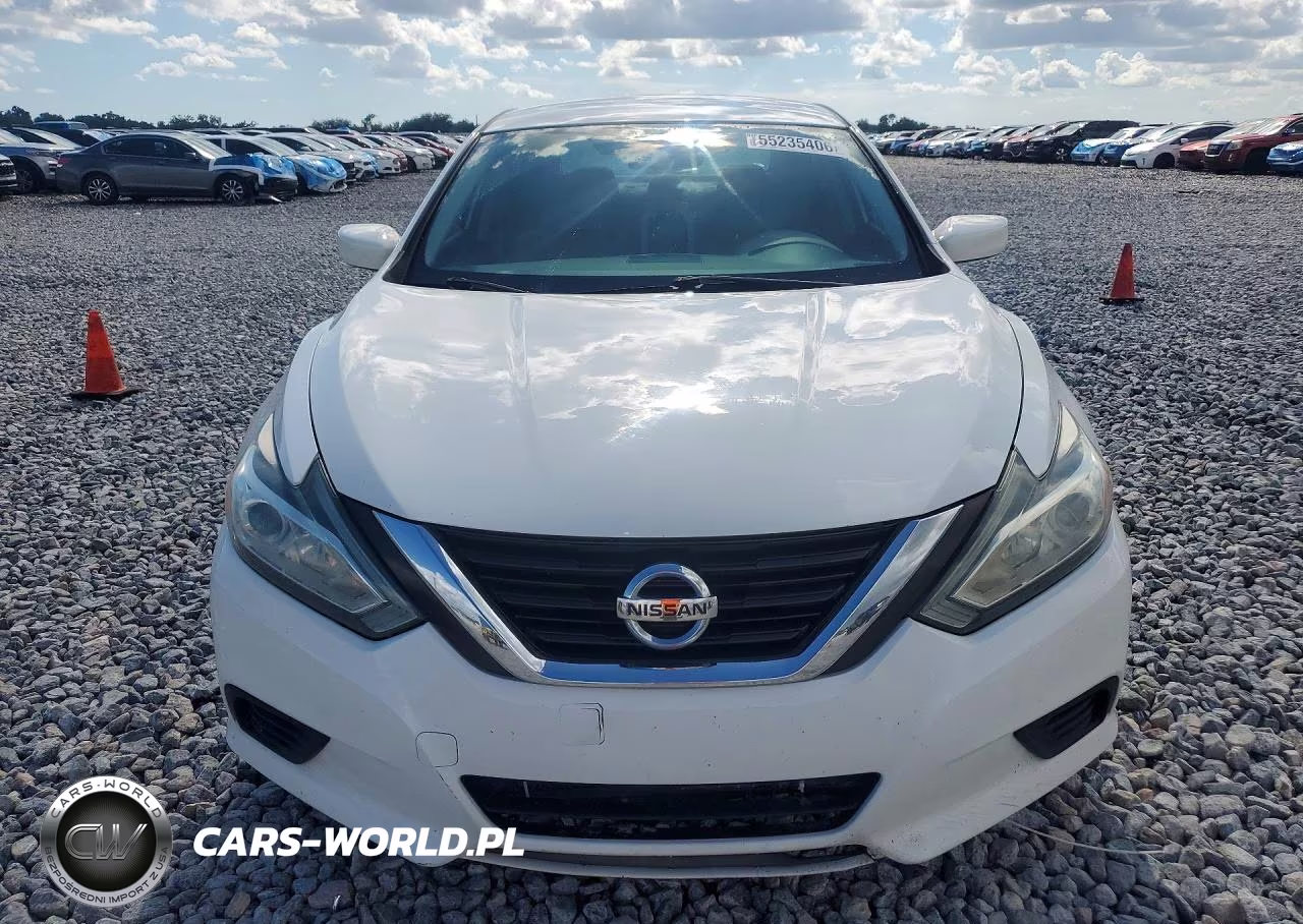 2016 Nissan Altima 2.5 S VIN:1N4AL3AP1GN307673 - 5