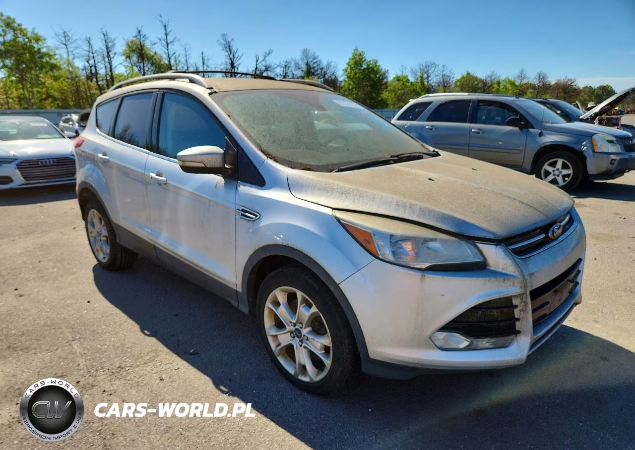 2014 Ford Escape Titanium VIN:1FMCU9J9XEUC48576 - 4
