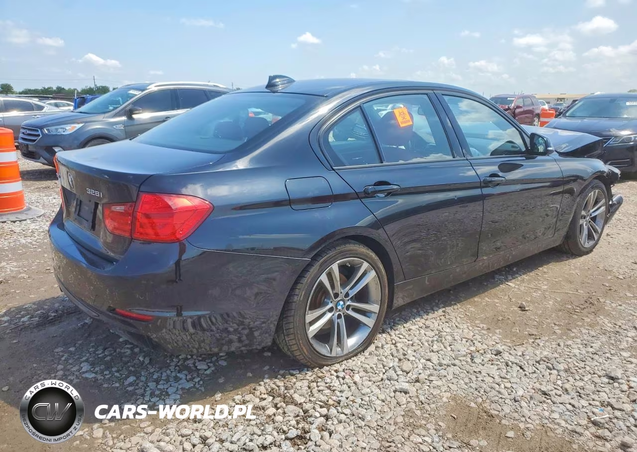 2013 BMW 328 Xi VIN:WBA3B3C5XDF542772 - 3