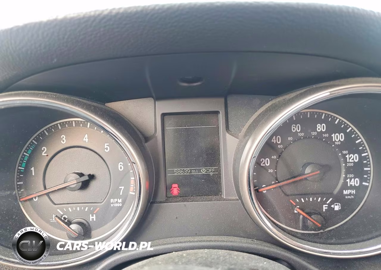2012 Jeep Grand Cherokee Laredo VIN:1C4RJFAG4CC318743 - 9