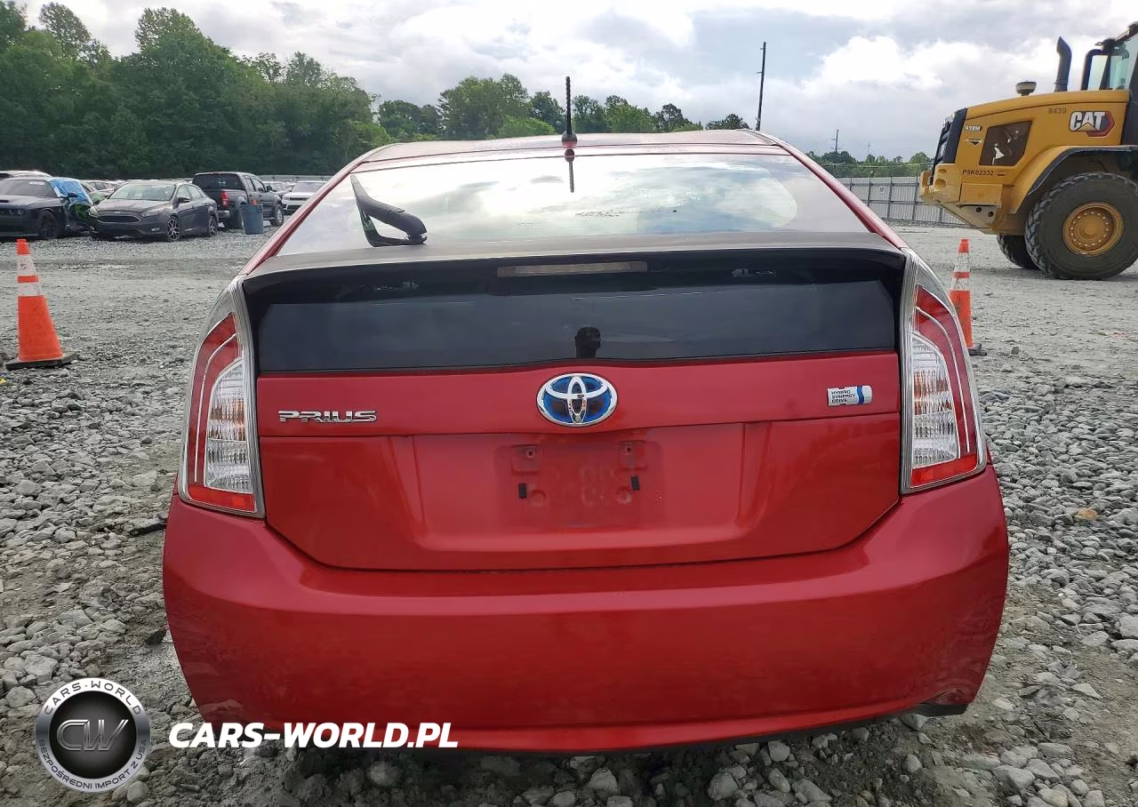 2013 Toyota Prius Two VIN:JTDKN3DU2D1630160 - 6