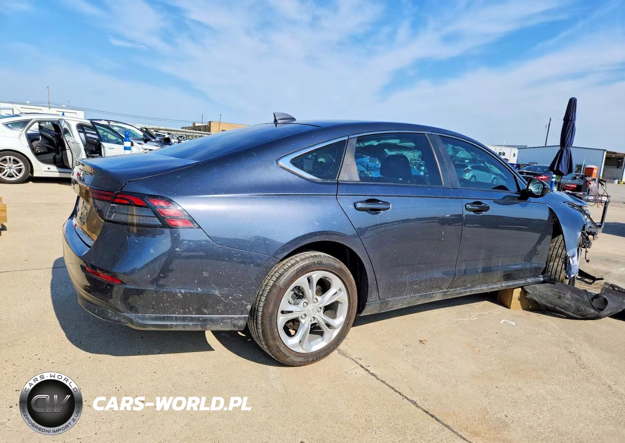 2023 Honda Accord Lx VIN:1HGCY1F26PA010106 - 3