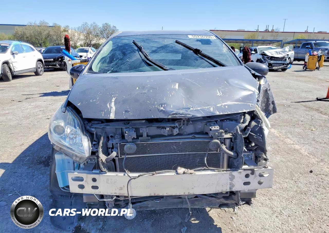 2015 Toyota Prius Plug-In Hybrid Base VIN:JTDKN3DP9F3071398 - 5