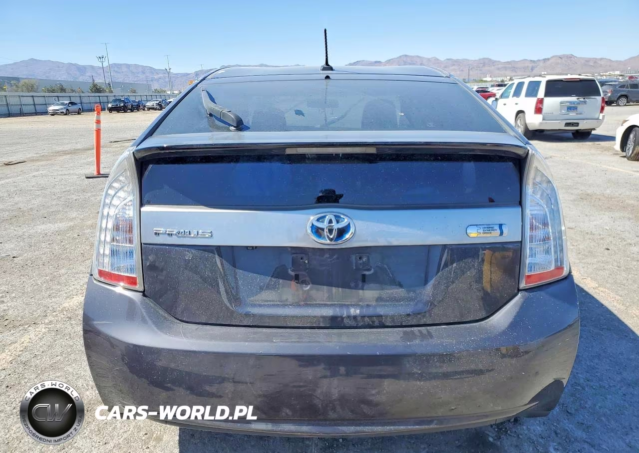 2015 Toyota Prius Plug-In Hybrid Base VIN:JTDKN3DP9F3071398 - 6