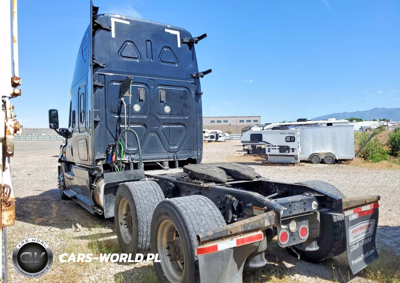 2017 Freightliner Cascadia 125 Semi Truck VIN:3AKJGLDR6HSHP0952 - 3