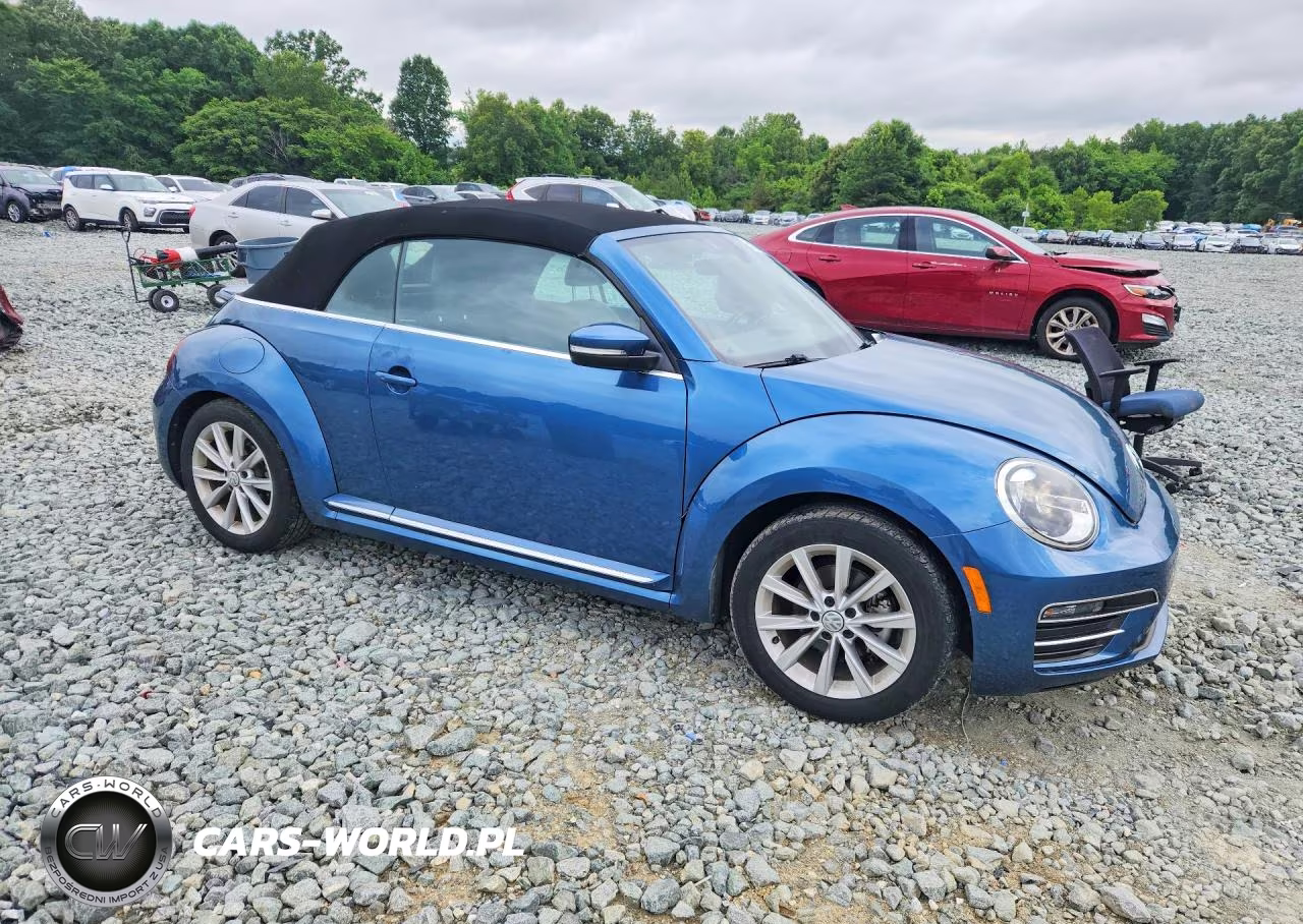 2019 Volkswagen Beetle S VIN:3VW5DAAT7KM509590 - 4