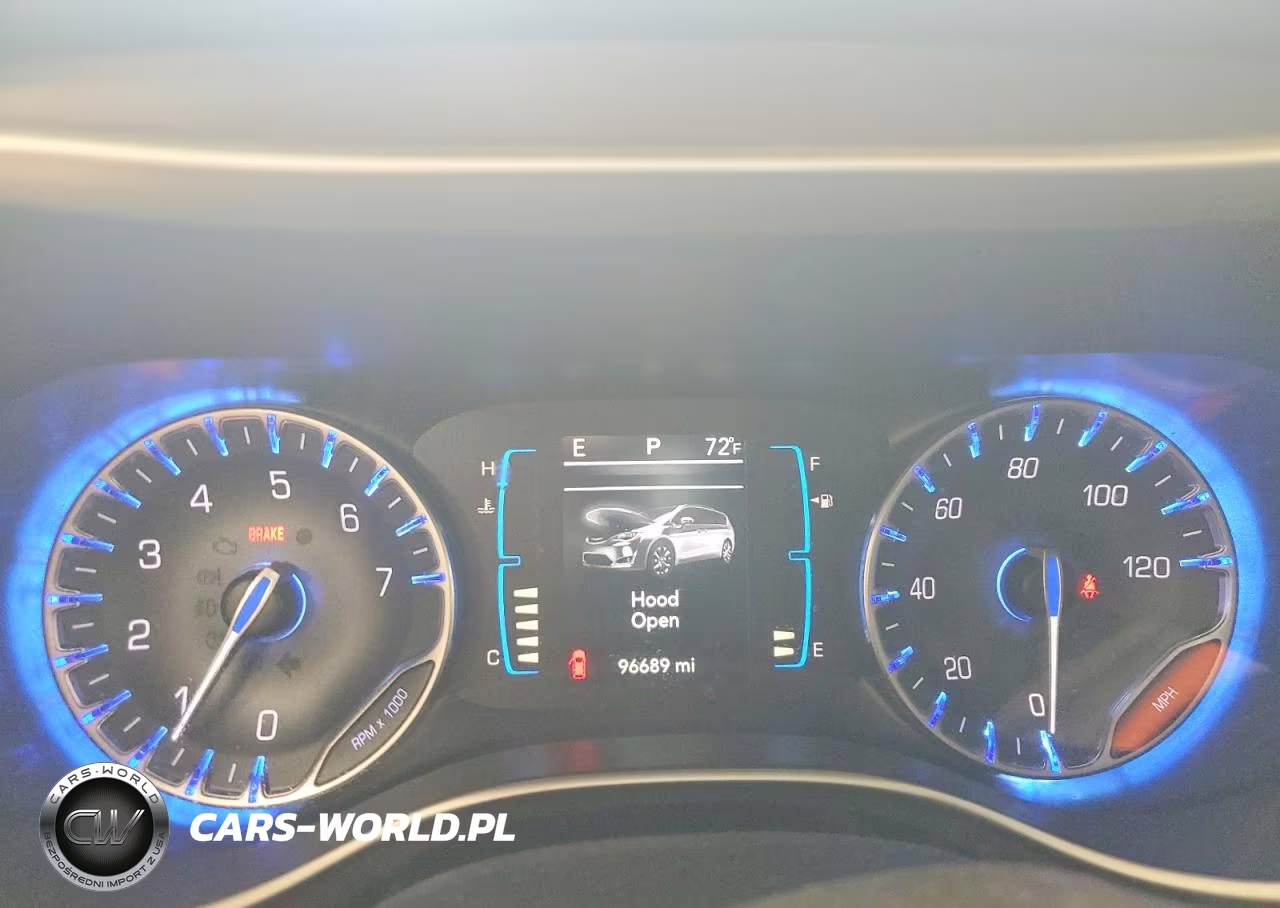 2017 Chrysler Pacifica Touring L VIN:2C4RC1BG9HR576198 - 9