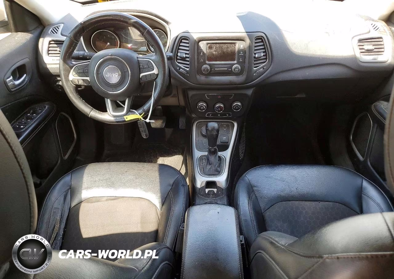 2018 Jeep Compass Latitude VIN:3C4NJDBB6JT139434 - 8