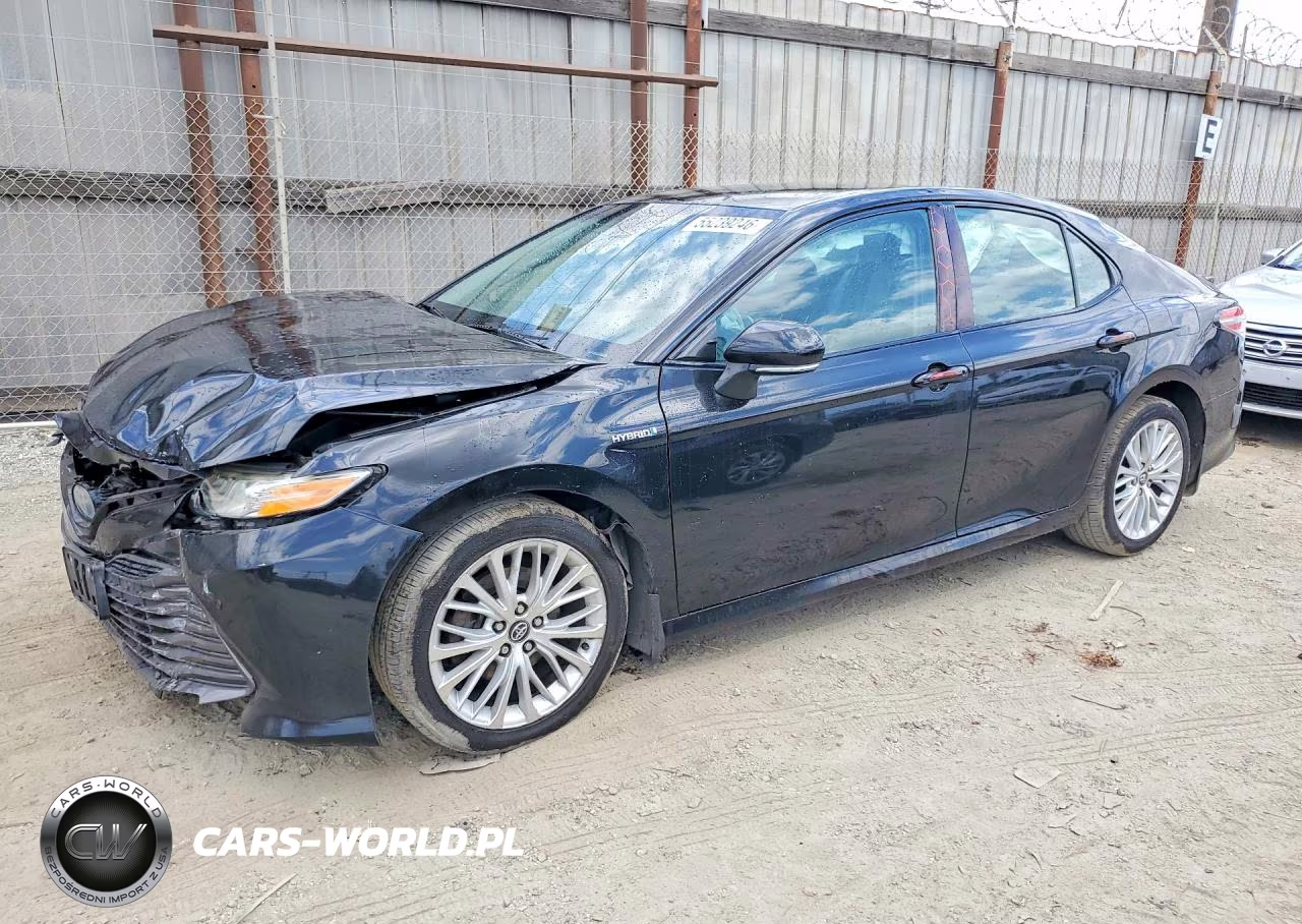2018 Toyota Camry Hybrid Xle