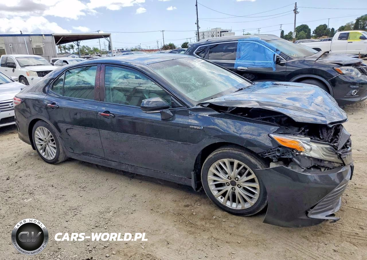 2018 Toyota Camry Hybrid Xle VIN:4T1B21HKXJU509131 - 4
