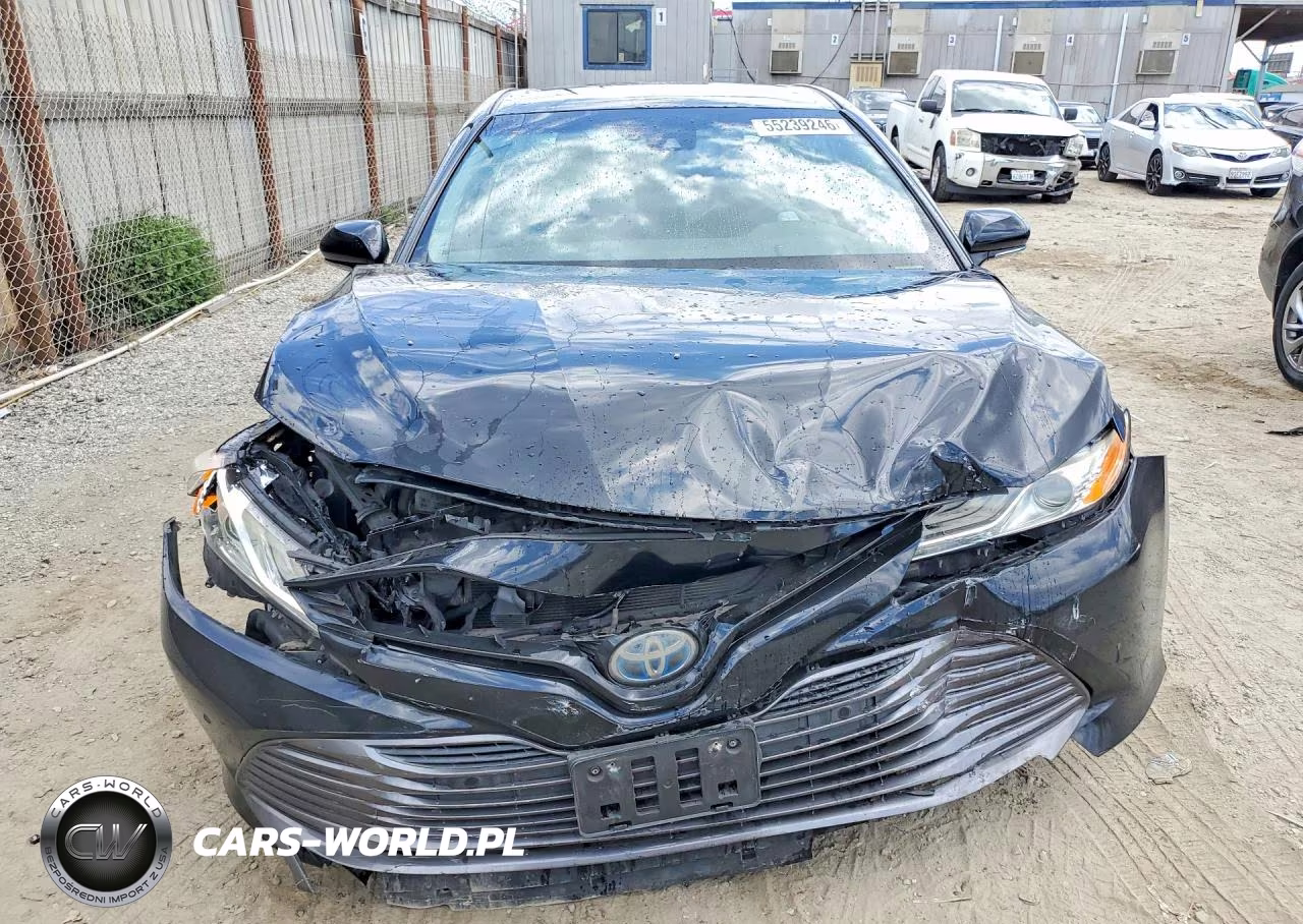 2018 Toyota Camry Hybrid Xle VIN:4T1B21HKXJU509131 - 5