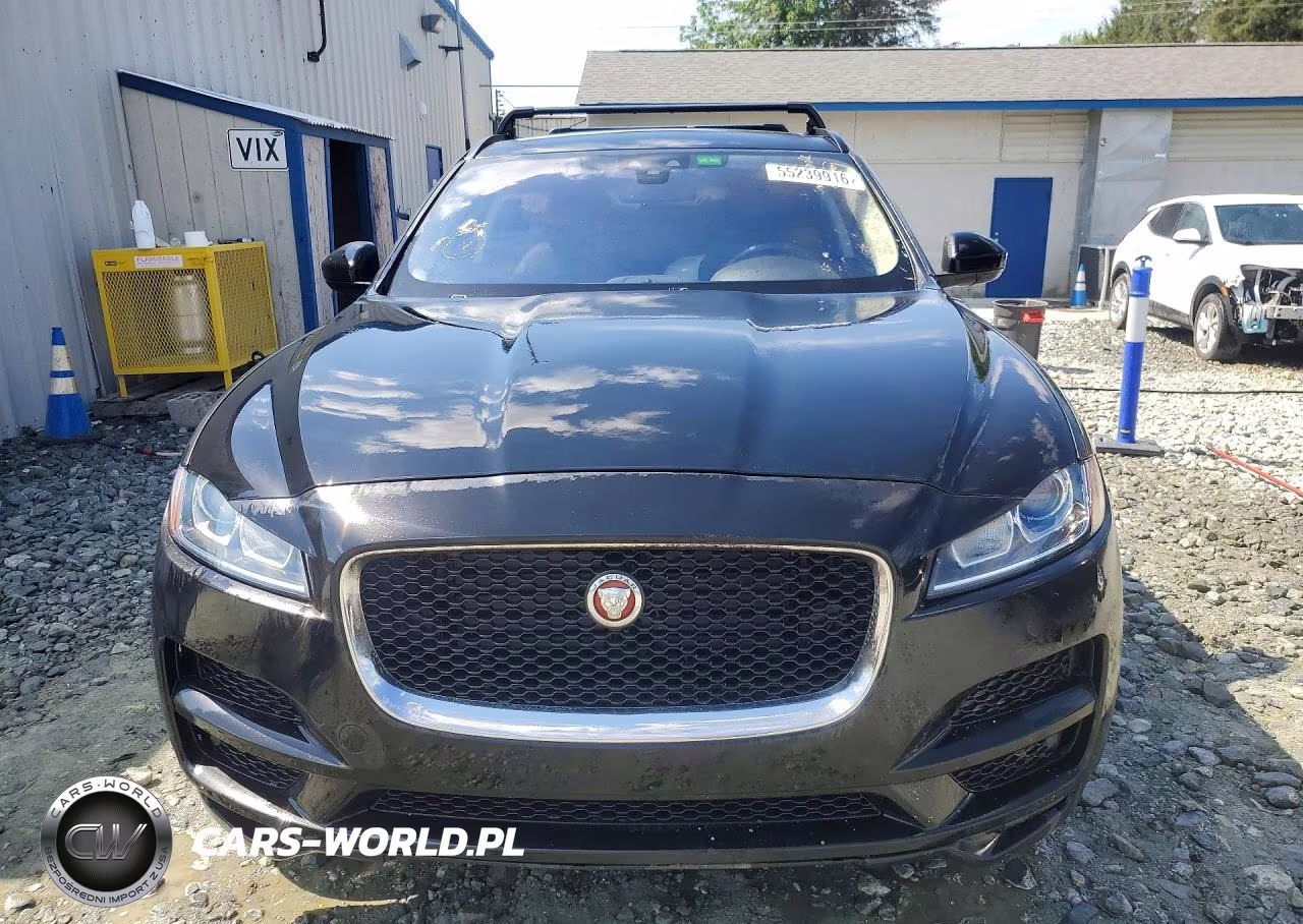 2017 Jaguar F-Pace Premium VIN:SADCJ2BV7HA058616 - 5