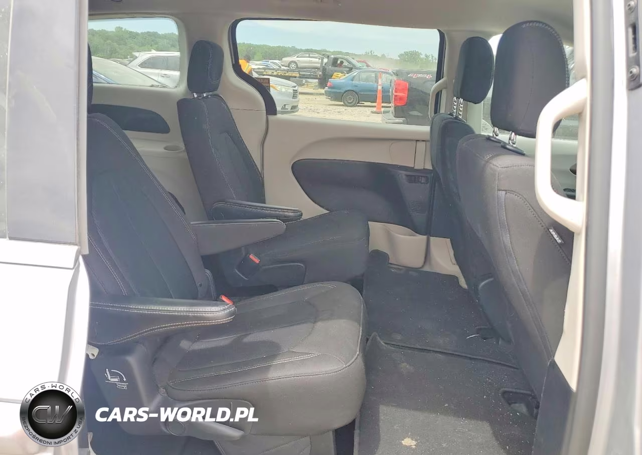 2021 Chrysler Voyager Lx VIN:2C4RC1CG8MR579277 - 10