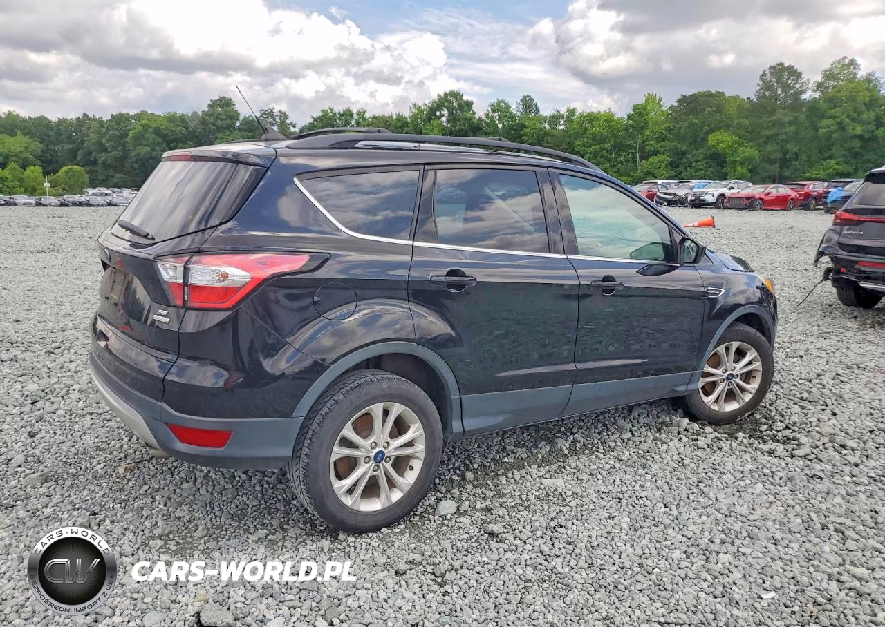2018 Ford Escape Se VIN:1FMCU0GD0JUD41138 - 3
