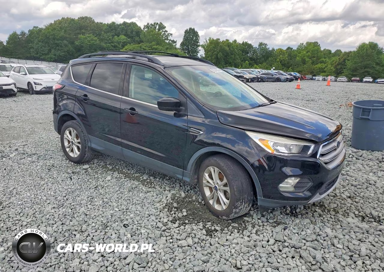 2018 Ford Escape Se VIN:1FMCU0GD0JUD41138 - 4
