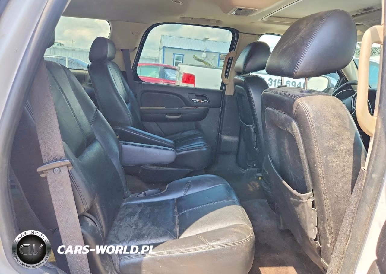 2010 Chevrolet Tahoe C1500 Lt VIN:1GNUCBE02AR208964 - 11
