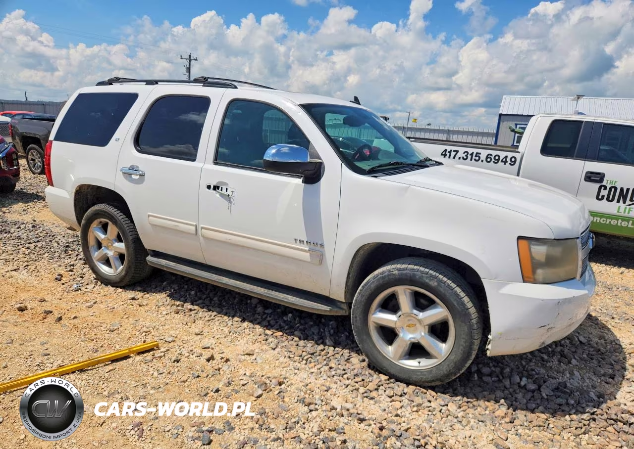 2010 Chevrolet Tahoe C1500 Lt VIN:1GNUCBE02AR208964 - 4