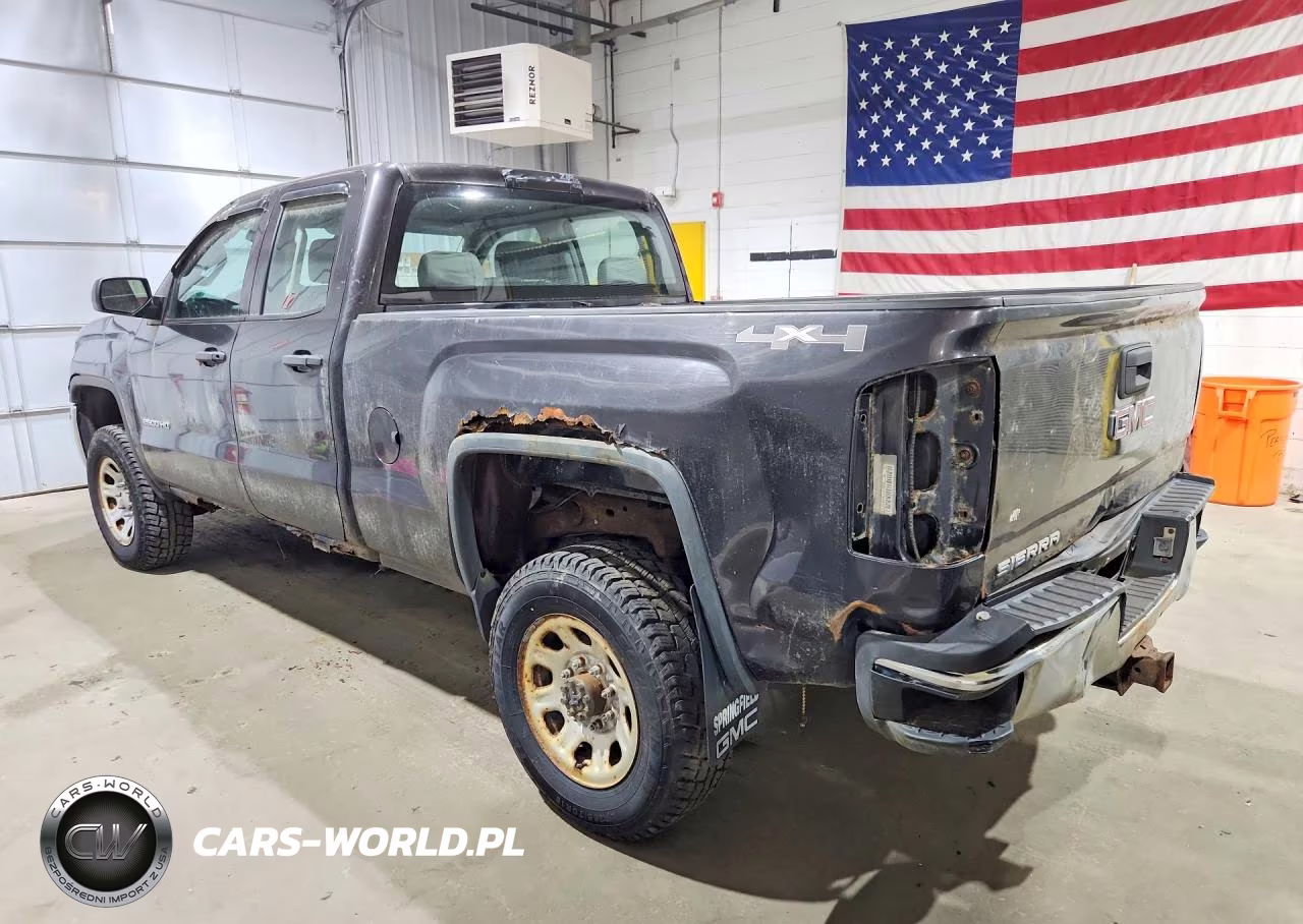 2015 GMC Sierra K2500 Heavy Duty VIN:1GT22XEG4FZ141708 - 2