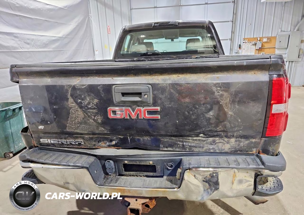 2015 GMC Sierra K2500 Heavy Duty VIN:1GT22XEG4FZ141708 - 6