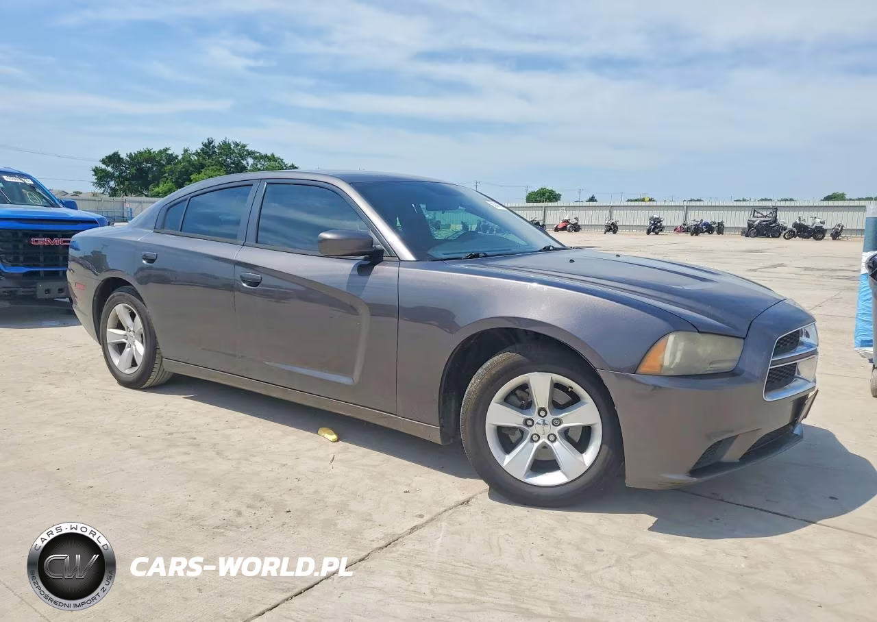 2013 Dodge Charger Se VIN:2C3CDXBG7DH678626 - 4