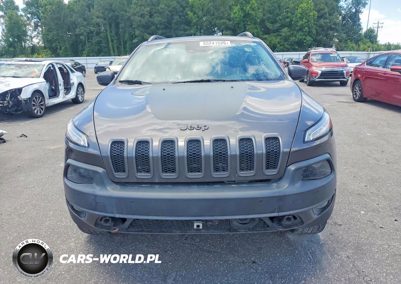 2018 Jeep Cherokee Trailhawk VIN:1C4PJMBX9JD610454 - 5