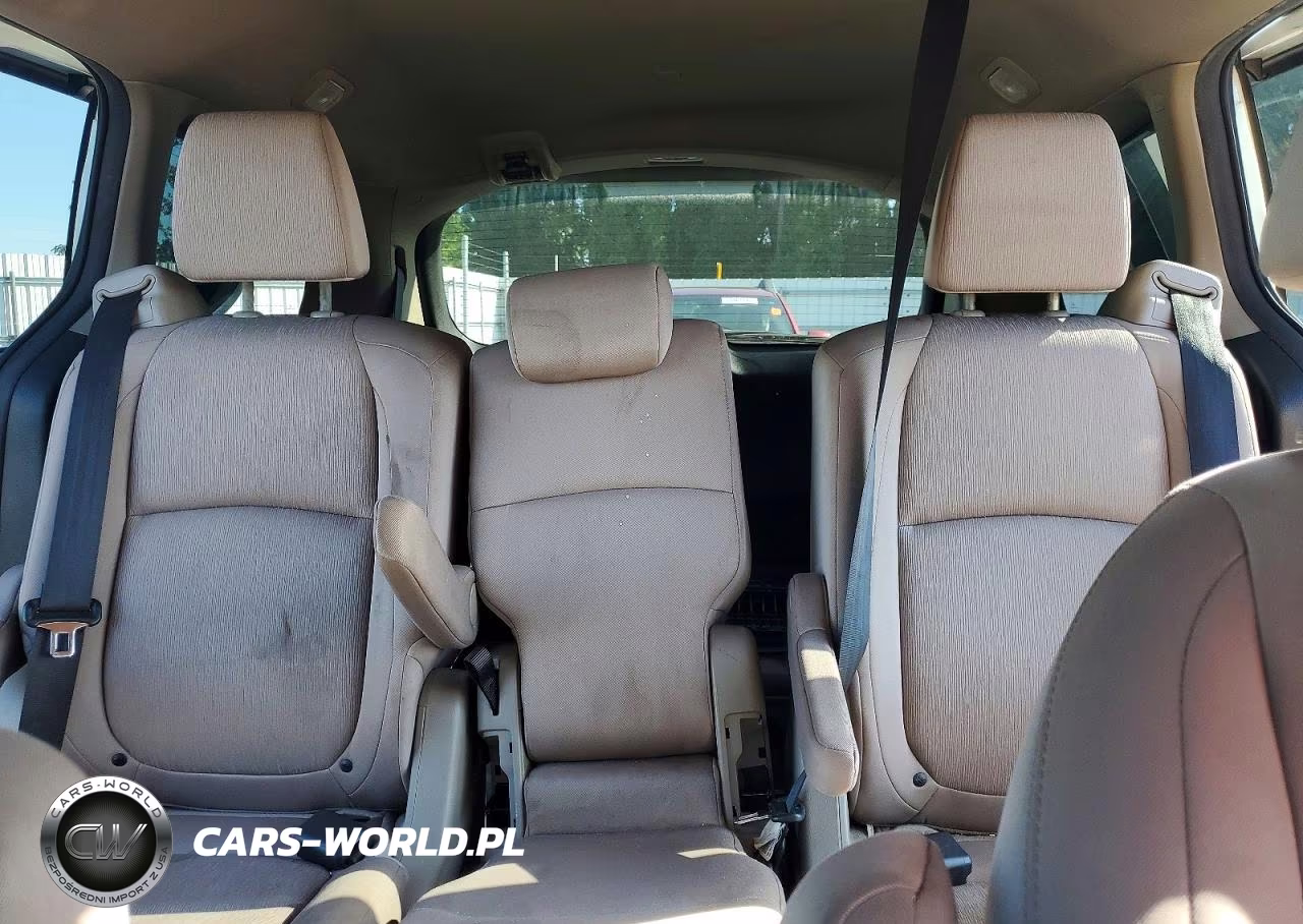 2018 Honda Odyssey Ex VIN:5FNRL6H54JB065731 - 10