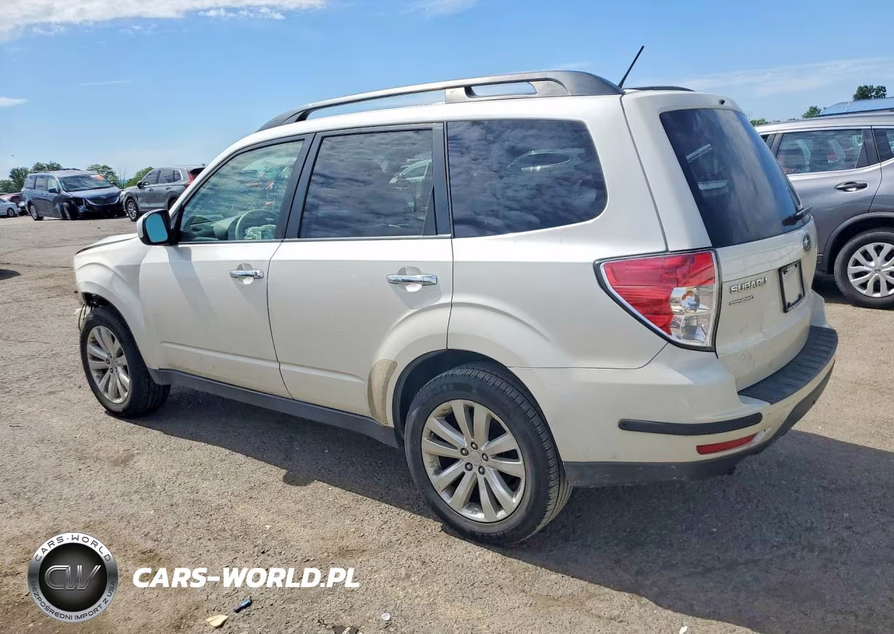 2011 Subaru Forester 2.5X Premium VIN:JF2SHADC3BH777807 - 2