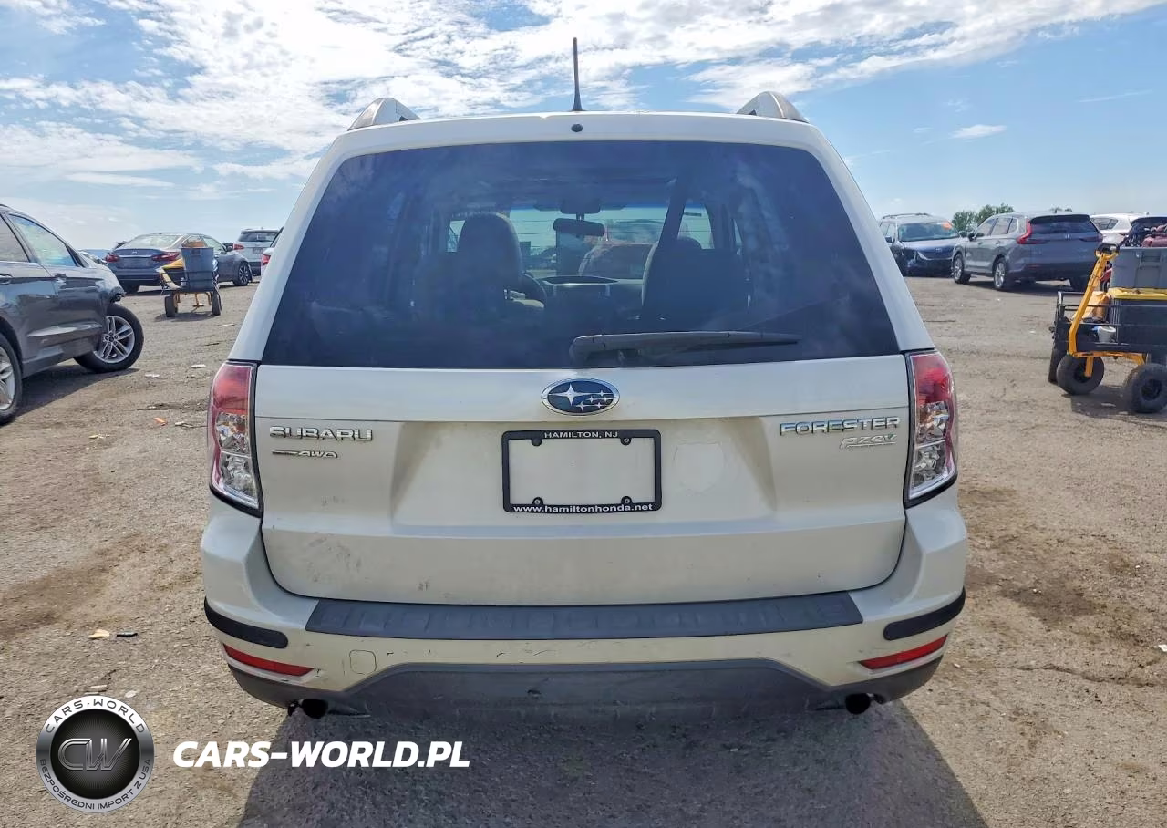 2011 Subaru Forester 2.5X Premium VIN:JF2SHADC3BH777807 - 6