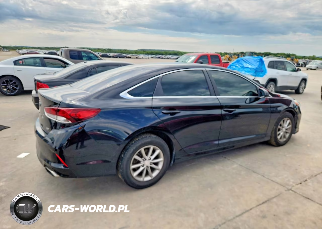 2018 Hyundai Sonata Eco VIN:5NPE24AA8JH679910 - 3